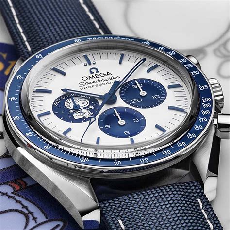 omega speedmaster silver snoopy award 50th anniversary.